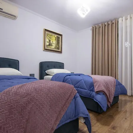 Apartman Dea's Center