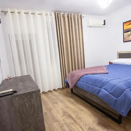 Dea's Center * Tirana